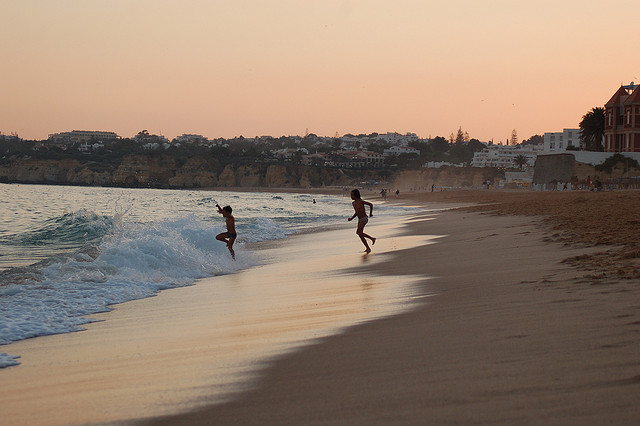 Algarve beach by Jamie John Davies via Flickr