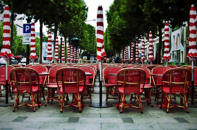 paris via flickr by mukerji