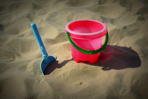 Bucket and Spade by Henry Burrows via Flickr