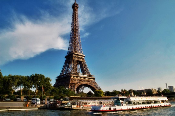 Eiffel Tower by Artur Staszewski via Flickr