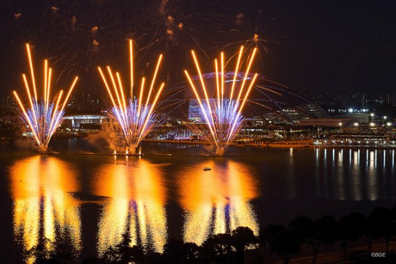Singapore fireworks by Brian Evans via Flickr