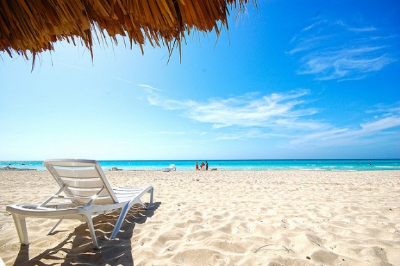 Cuba beach by Gabriel Rodriguez via Flickr